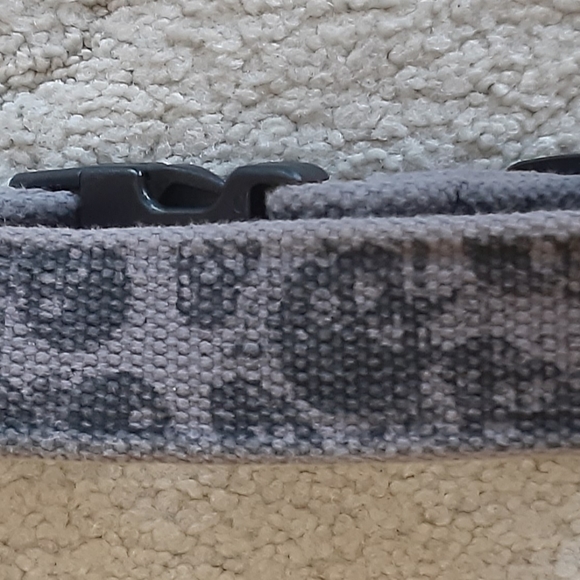 Skulls Dog Collar - Picture 2 of 2